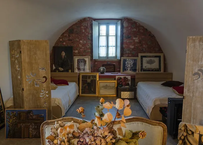 Colourfull Stone House Leonídion