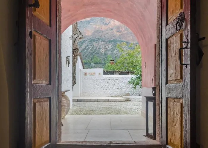 Сasa de vacaciones Colourfull Stone House Leonídion